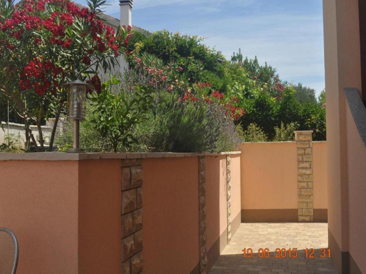 Apartments Vala Vinišće Dış mekan fotoğraf