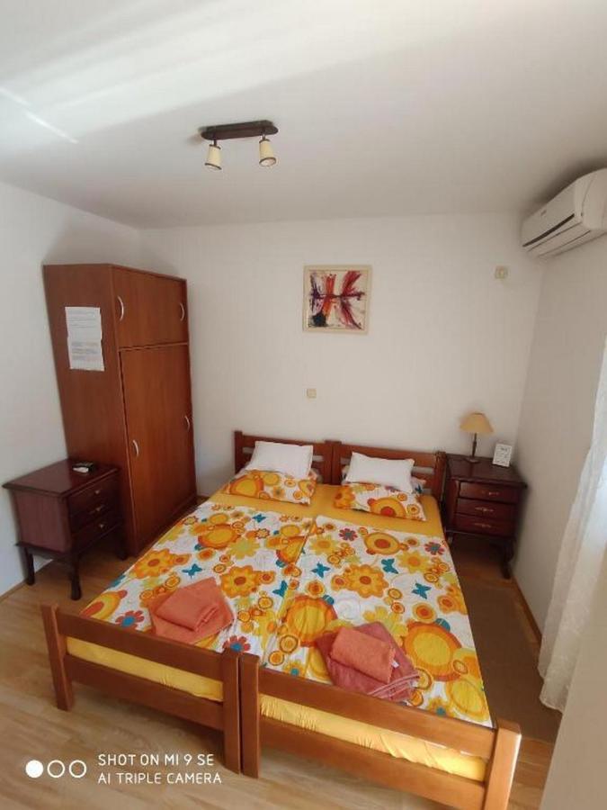 Apartments Vala Vinišće Dış mekan fotoğraf