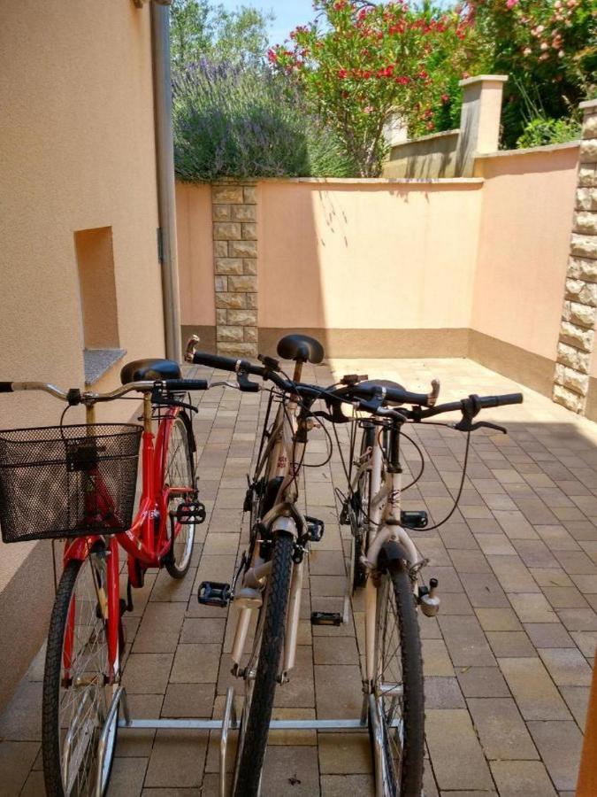 Apartments Vala Vinišće Dış mekan fotoğraf