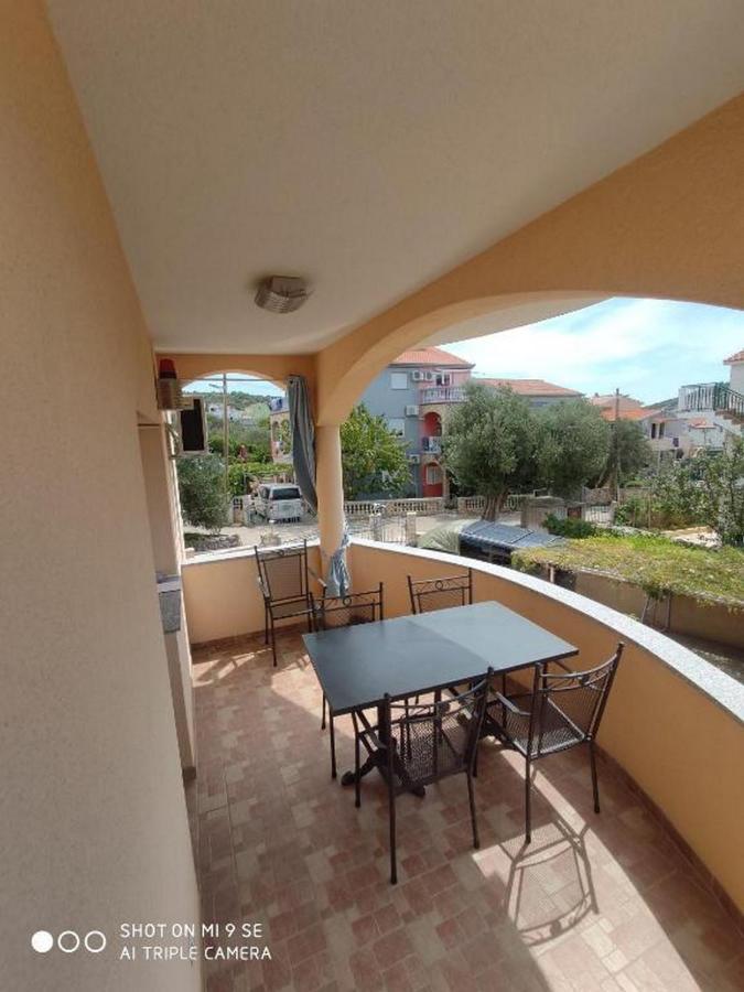 Apartments Vala Vinišće Dış mekan fotoğraf