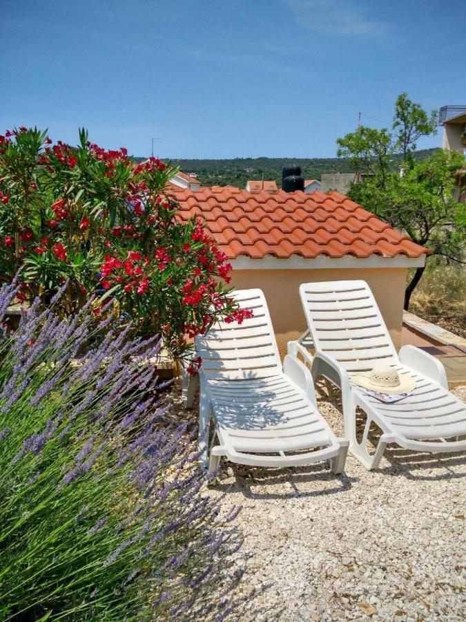 Apartments Vala Vinišće Dış mekan fotoğraf
