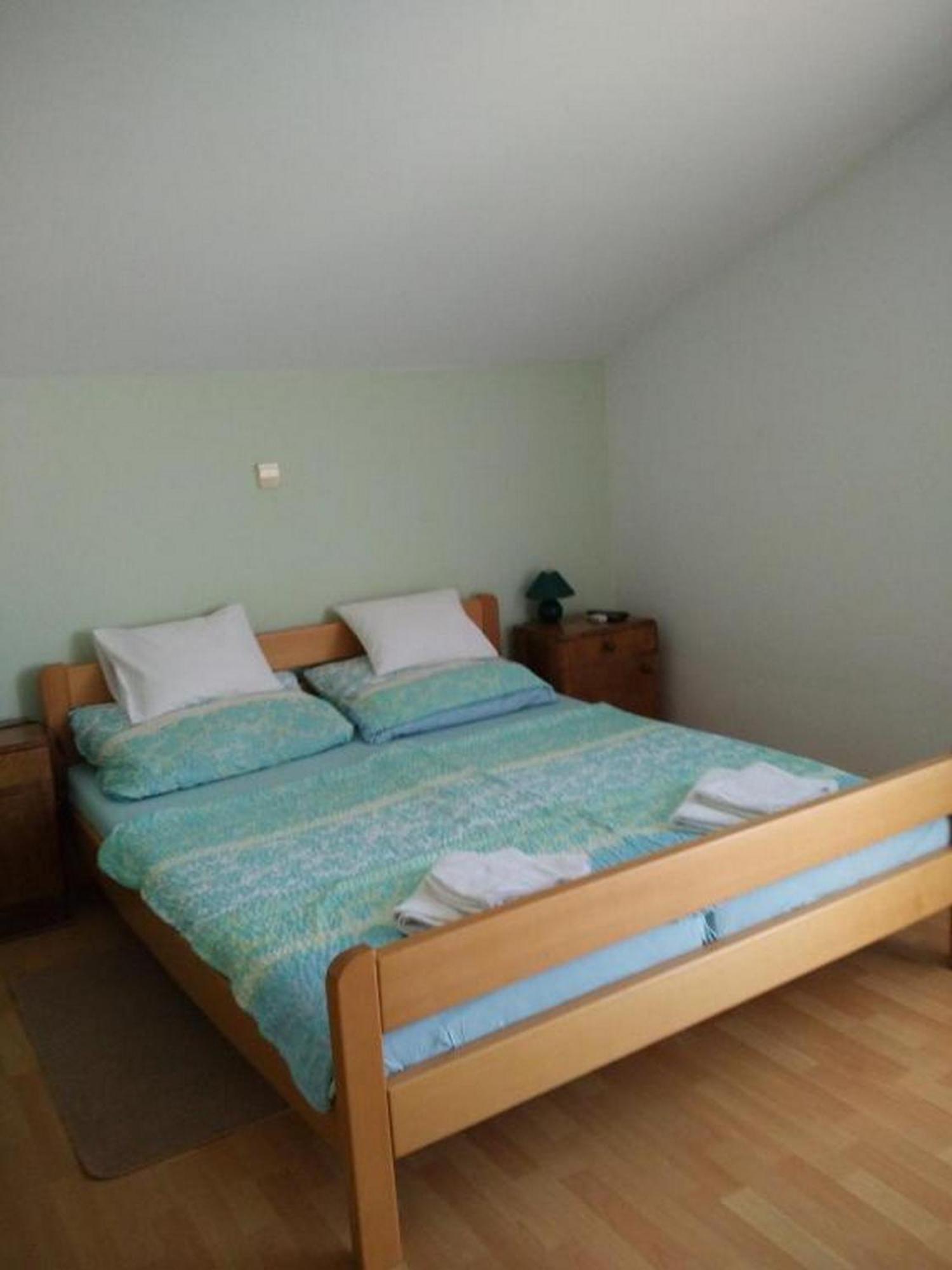 Apartments Vala Vinišće Oda fotoğraf